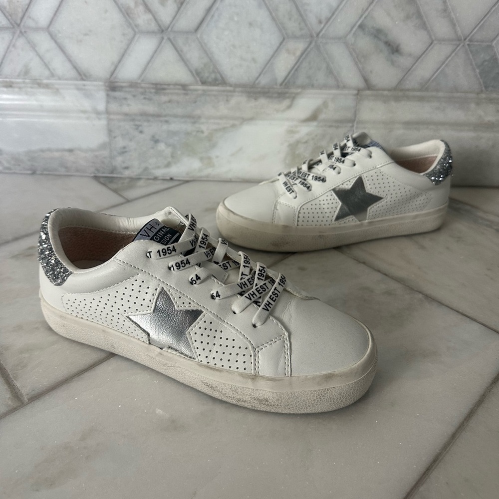 Size 7.5 Vintage Havana White with Silver Detail Sneakers